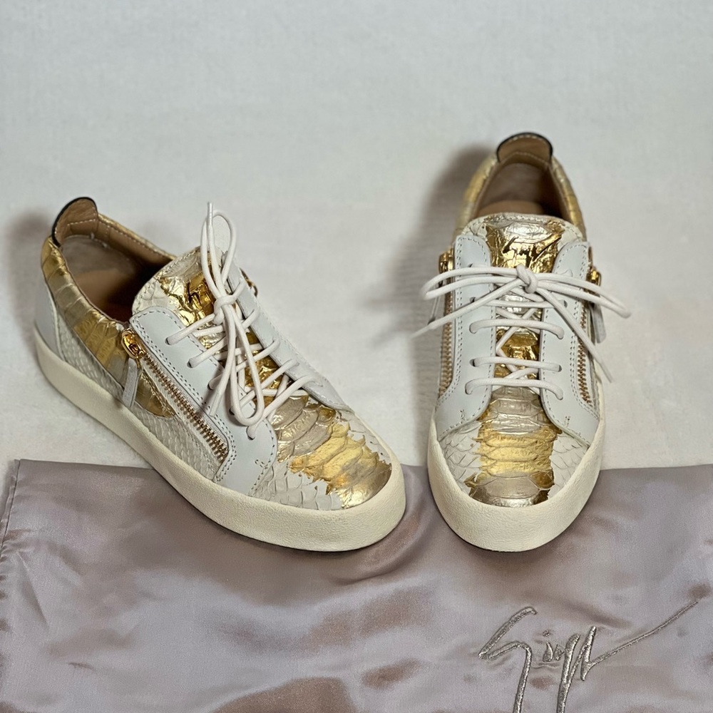 Giuseppe Zanotti White/Gold Python Embossed Leather Dona Low Top Sneakers
